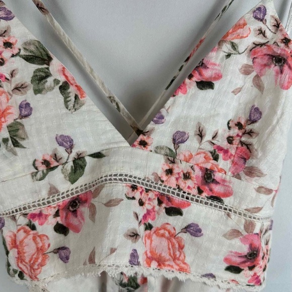 NWT - Zara Floral V Neck Cross Strap Crop Top - Various Sizes - Picture 8 of 8